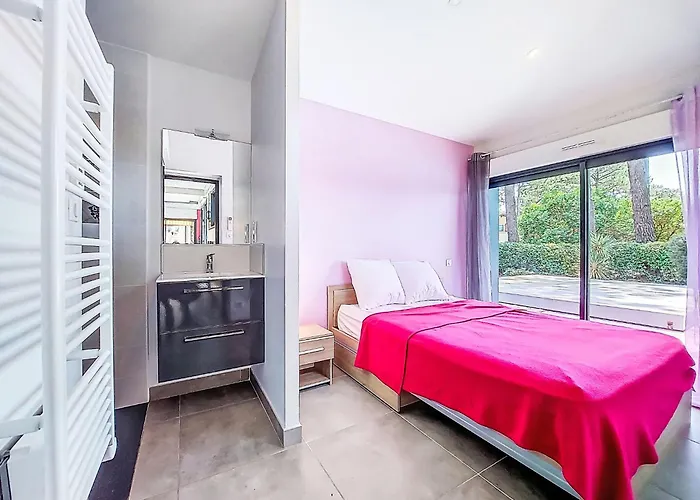 Villa Les Verdiers By Interhome *